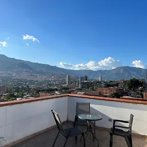 Hermoso Medellín